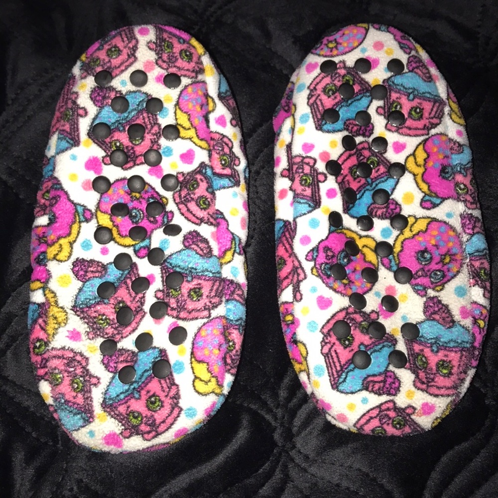 🦄3 FOR $10! Shopkins slipper socks - Picture 2 of 2